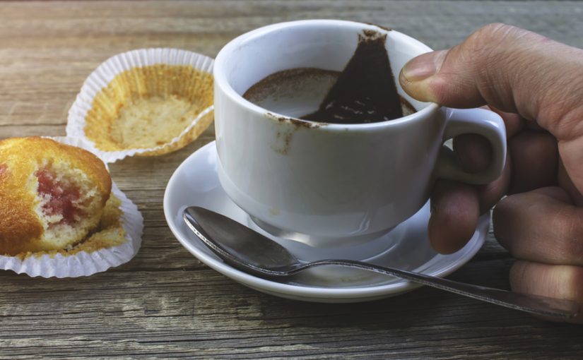 Czar Świtu : Odkrywamy Uroki Kawy – Od Nasadzenia przez Palarnię aż po Twoją Kieliszek Pełną Aromatu.